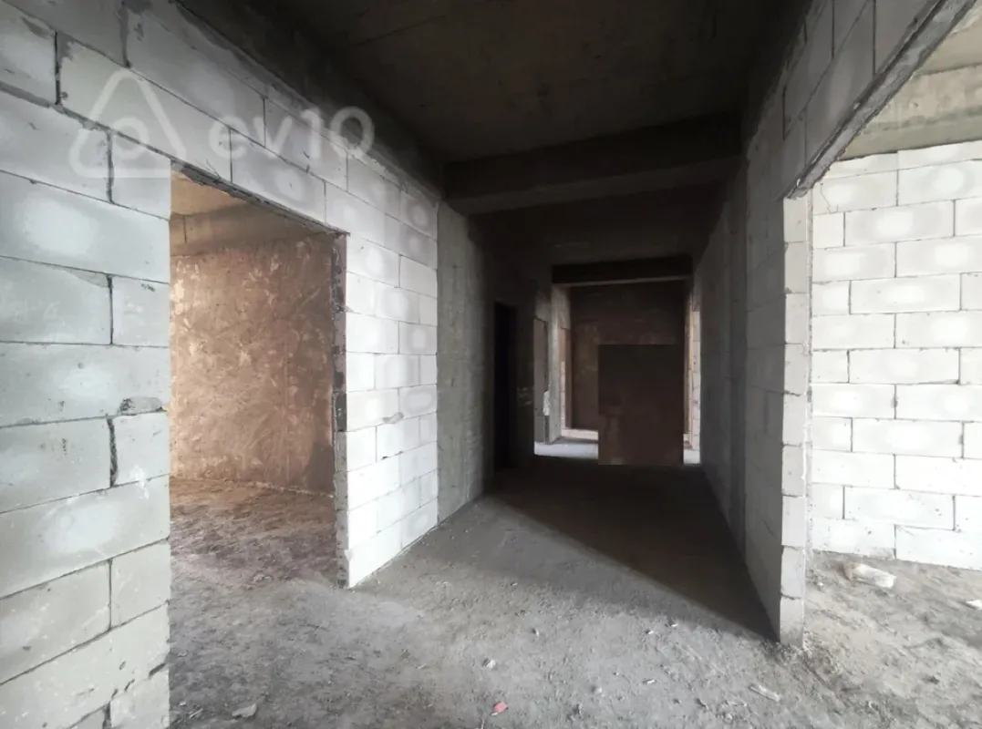 Satılır 4 otaqlı yeni tikili 210 m²