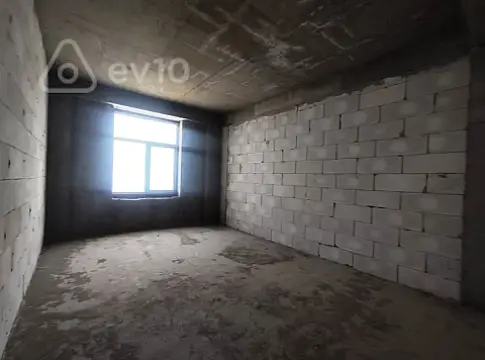 Satılır 4 otaqlı yeni tikili 210 m²