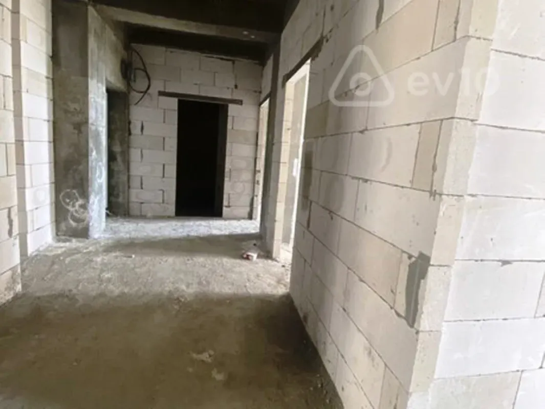 Satılır 4 otaqlı yeni tikili 210 m²