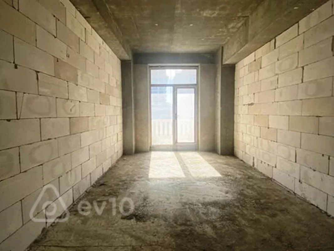 Satılır 4 otaqlı yeni tikili 210 m²