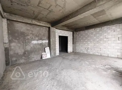 Satılır 4 otaqlı yeni tikili 210 m²