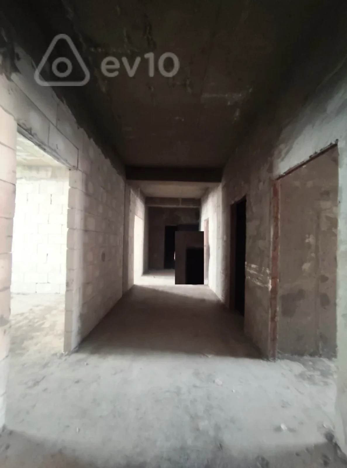 Satılır 4 otaqlı yeni tikili 210 m²