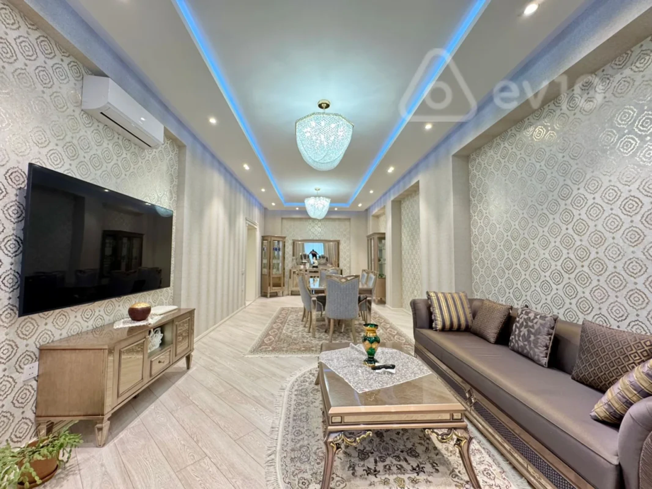 Satılır 3 otaqlı yeni tikili 138 m²