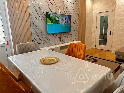 Satılır 2 otaqlı yeni tikili 165000 m²