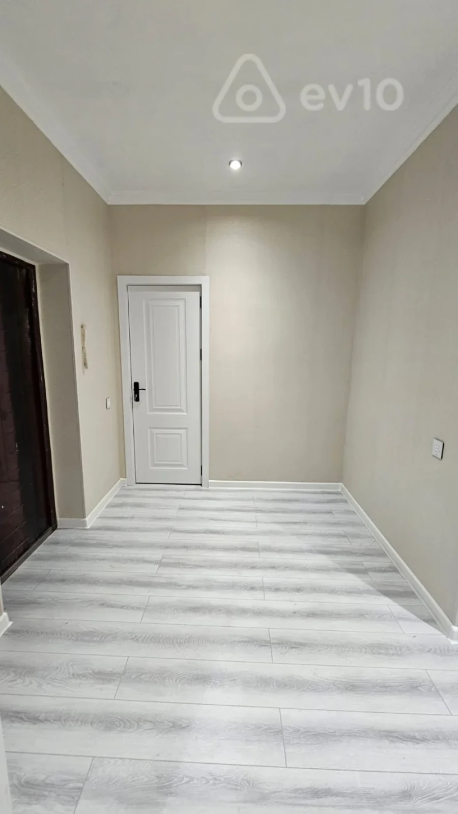 Satılır 2 otaqlı yeni tikili 65 m²