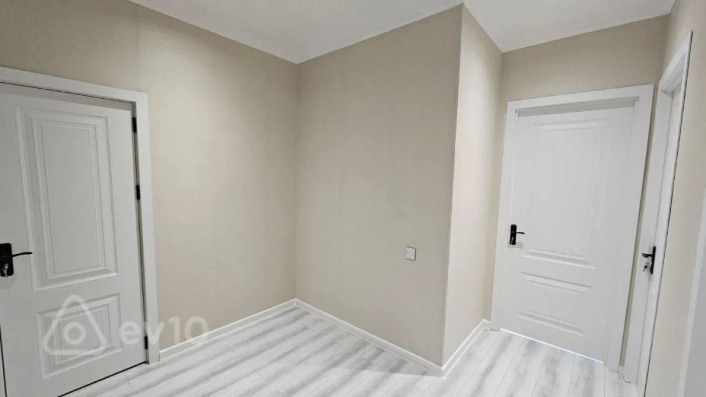 Satılır 2 otaqlı yeni tikili 65 m²