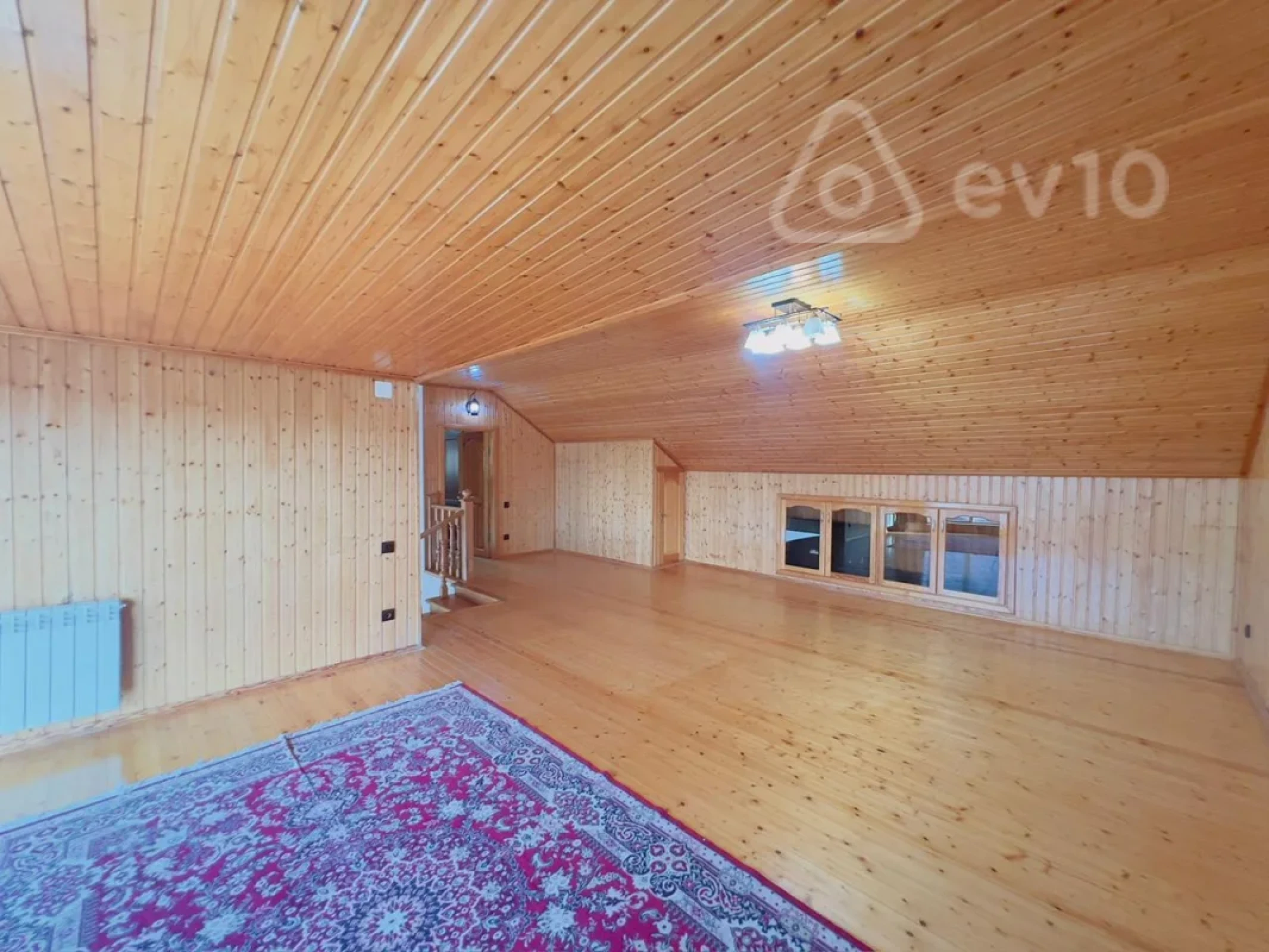 Kirayə verilir mənzil 900 m²