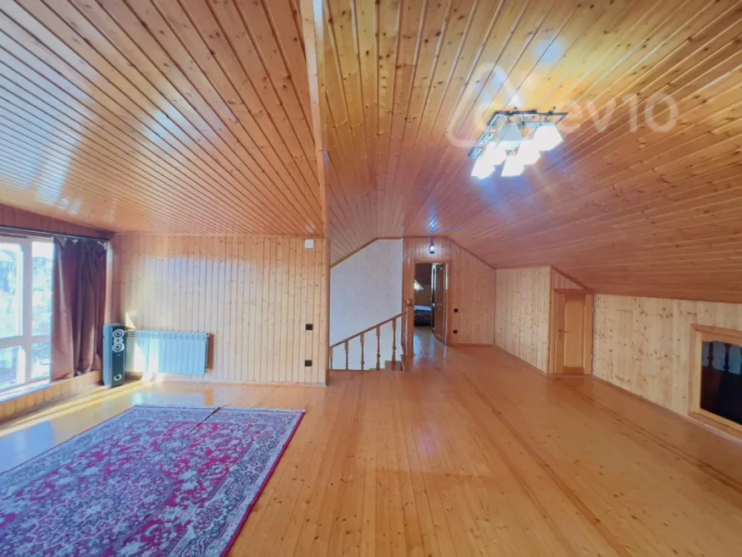 Kirayə verilir mənzil 900 m²