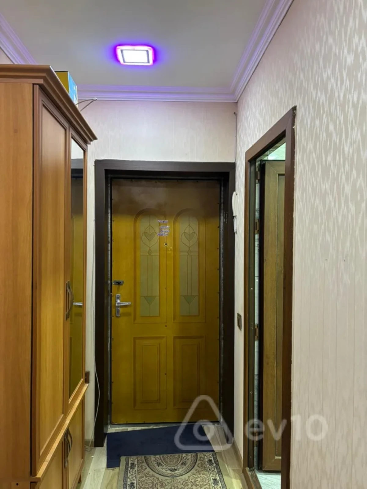 Kirayə verilir 2 otaqlı yeni tikili 50 m²