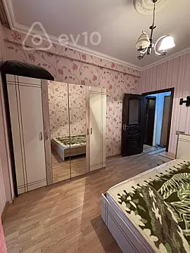 Kirayə verilir 2 otaqlı yeni tikili 50 m²