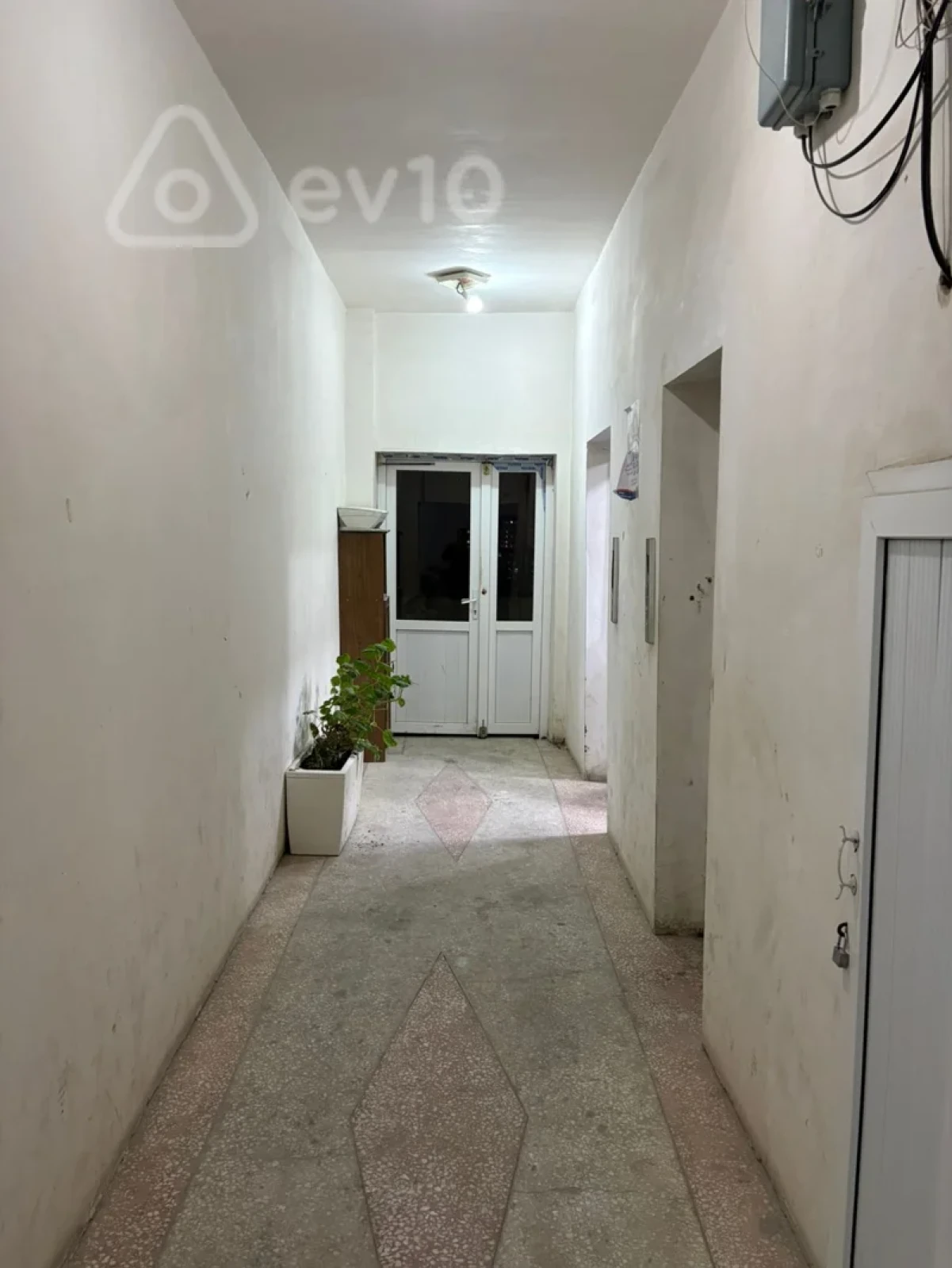 Kirayə verilir 1 otaqlı yeni tikili 45 m²
