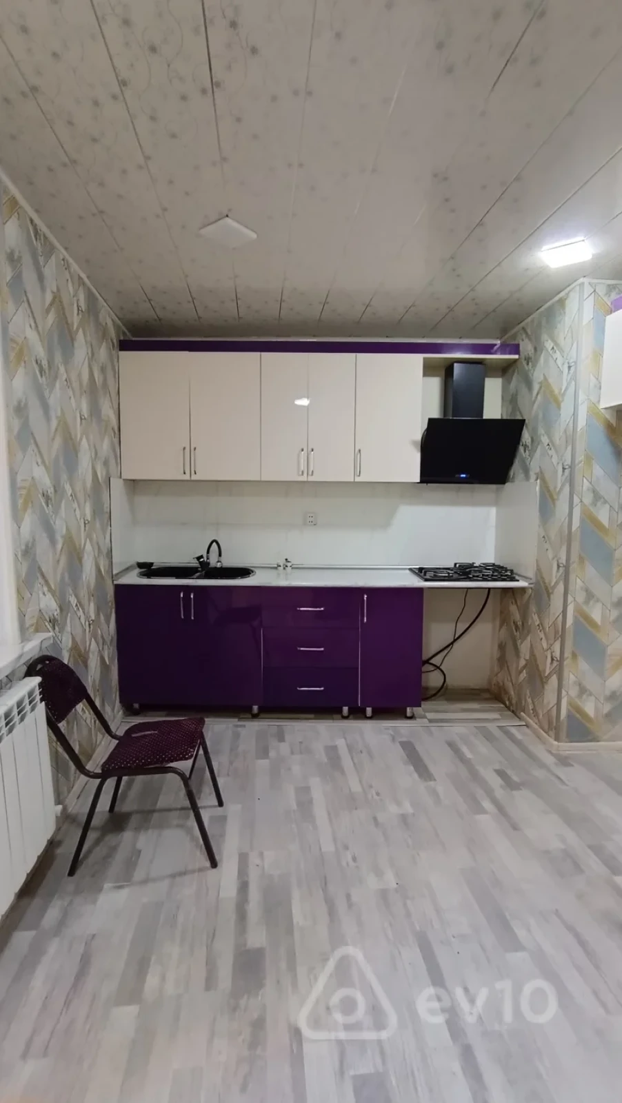 Satılır 3 otaqlı həyət evi 10 m²