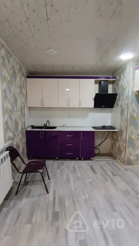 Satılır 3 otaqlı həyət evi 10 m²