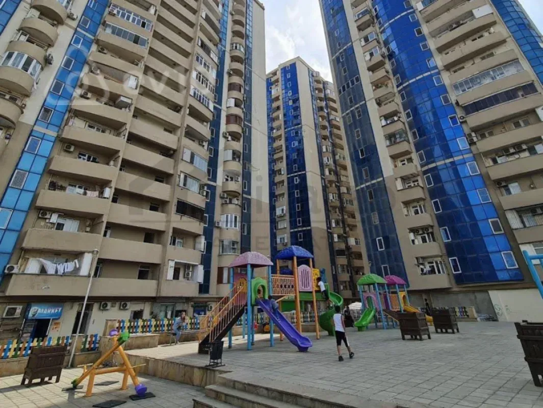 Kirayə verilir 2 otaqlı yeni tikili 51 m²