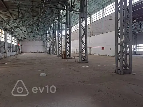 Kirayə verilir mənzil 1800 m²