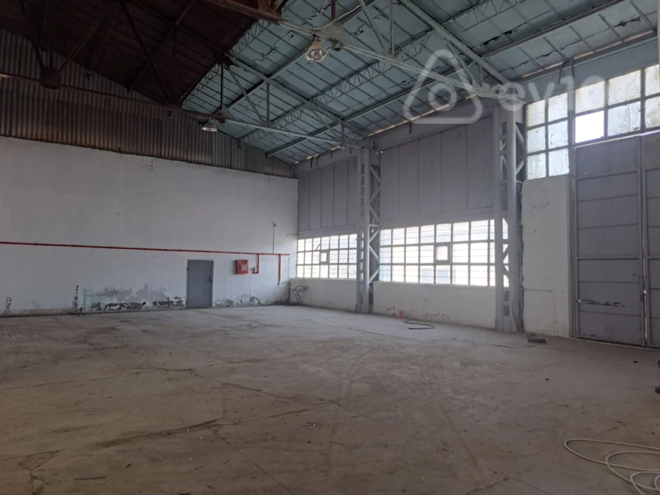 Kirayə verilir mənzil 1800 m²