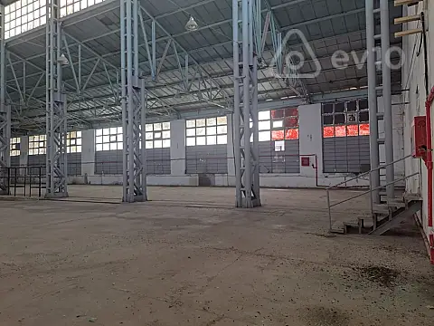 Kirayə verilir mənzil 1800 m² — Bakı, Binəqədi 1800.00 m²