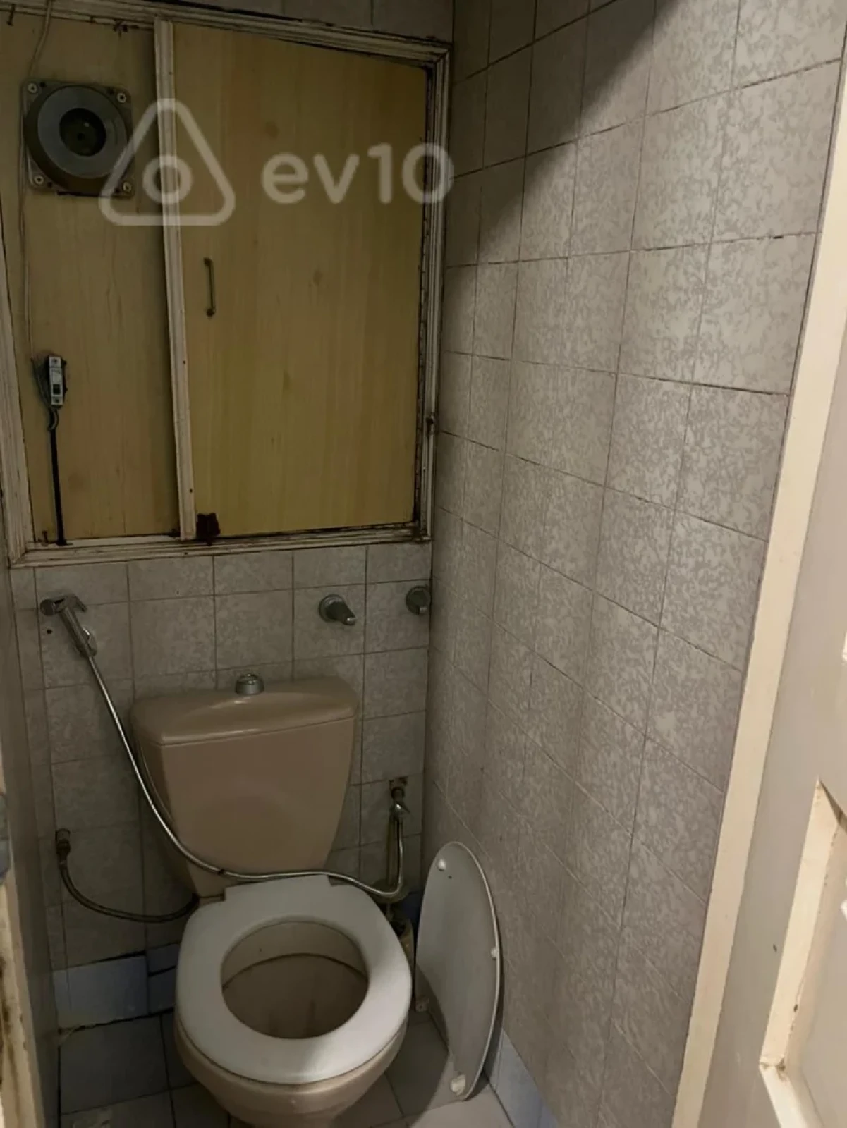 Kirayə verilir 3 otaqlı köhnə tikili 65 m²