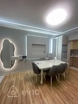 Kirayə verilir 3 otaqlı köhnə tikili 90 m² — Bakı, Nərimanov 3 otaq 90.00 m²