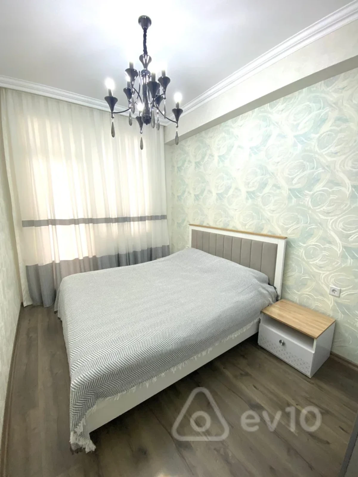 Kirayə verilir 2 otaqlı yeni tikili 58 m²