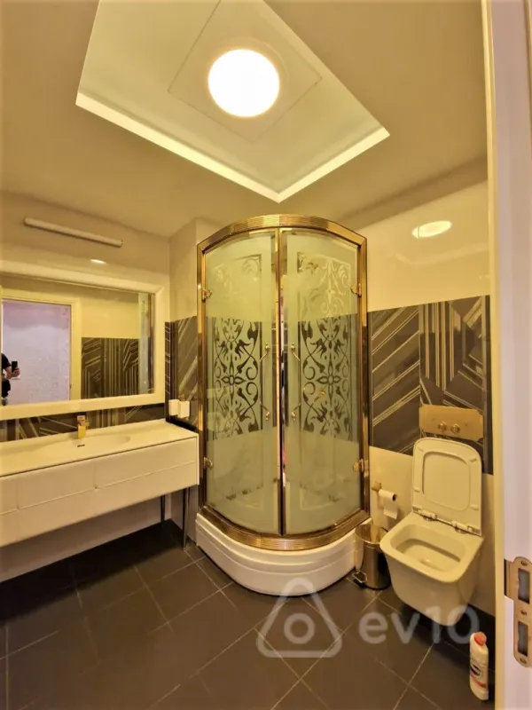 Kirayə verilir 6 otaqlı yeni tikili 460 m²