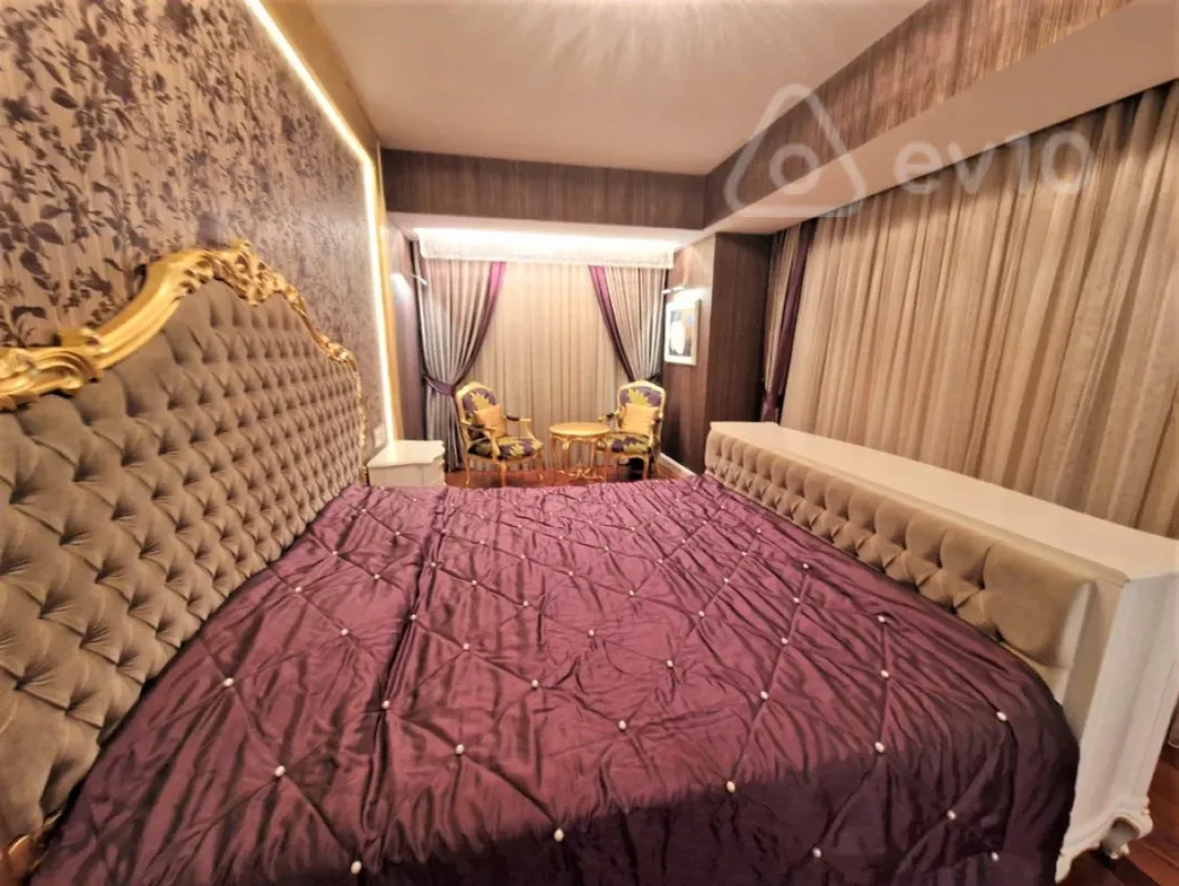 Kirayə verilir 6 otaqlı yeni tikili 460 m²