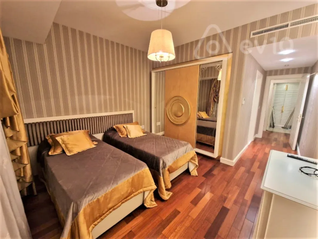 Kirayə verilir 6 otaqlı yeni tikili 460 m²