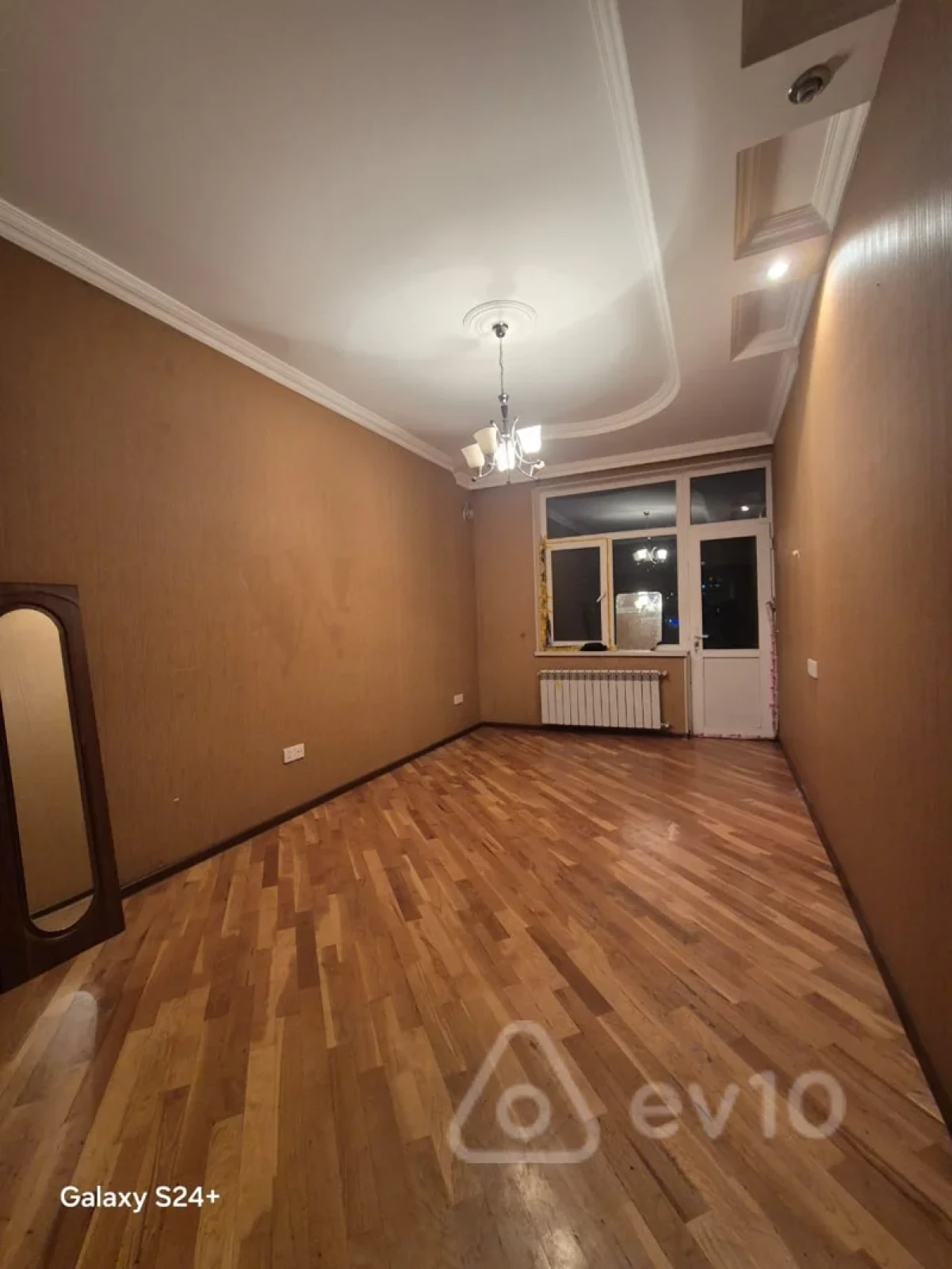 Satılır 2 otaqlı yeni tikili 82 m²