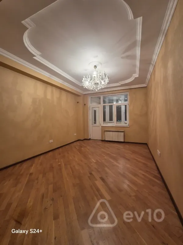 Satılır 2 otaqlı yeni tikili 82 m²