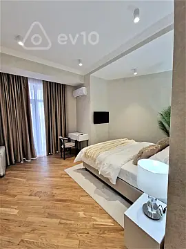 Kirayə verilir 2 otaqlı yeni tikili 100 m²