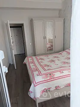 Kirayə verilir 2 otaqlı yeni tikili 40 m²