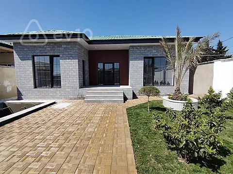 Satılır 4 otaqlı həyət evi 150 m²