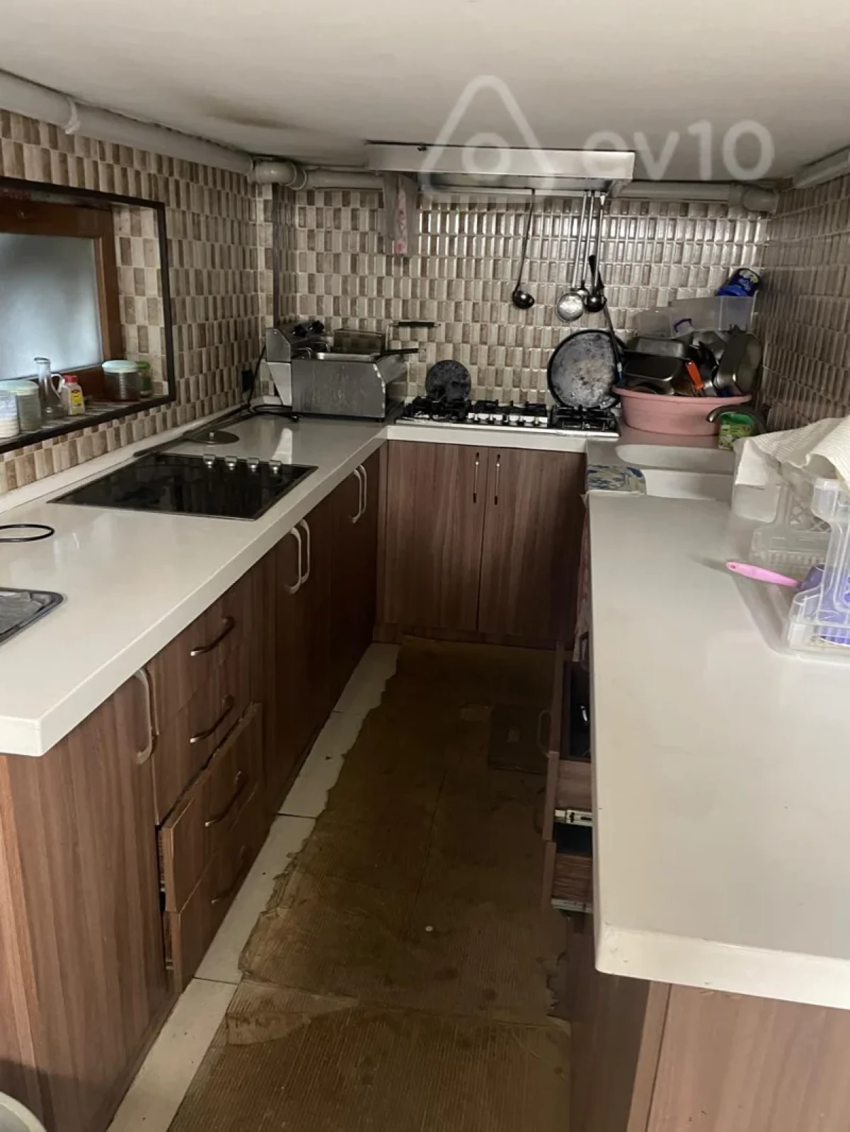 Satılır mənzil 130 m²