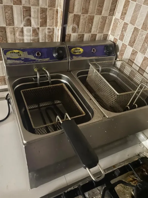 Satılır mənzil 130 m²