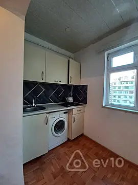 Satılır 2 otaqlı köhnə tikili 45 m²