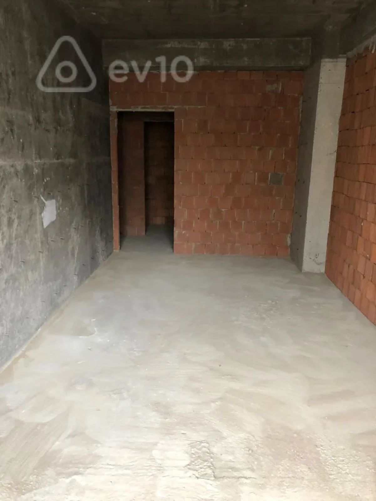 Satılır 3 otaqlı yeni tikili 106 m²