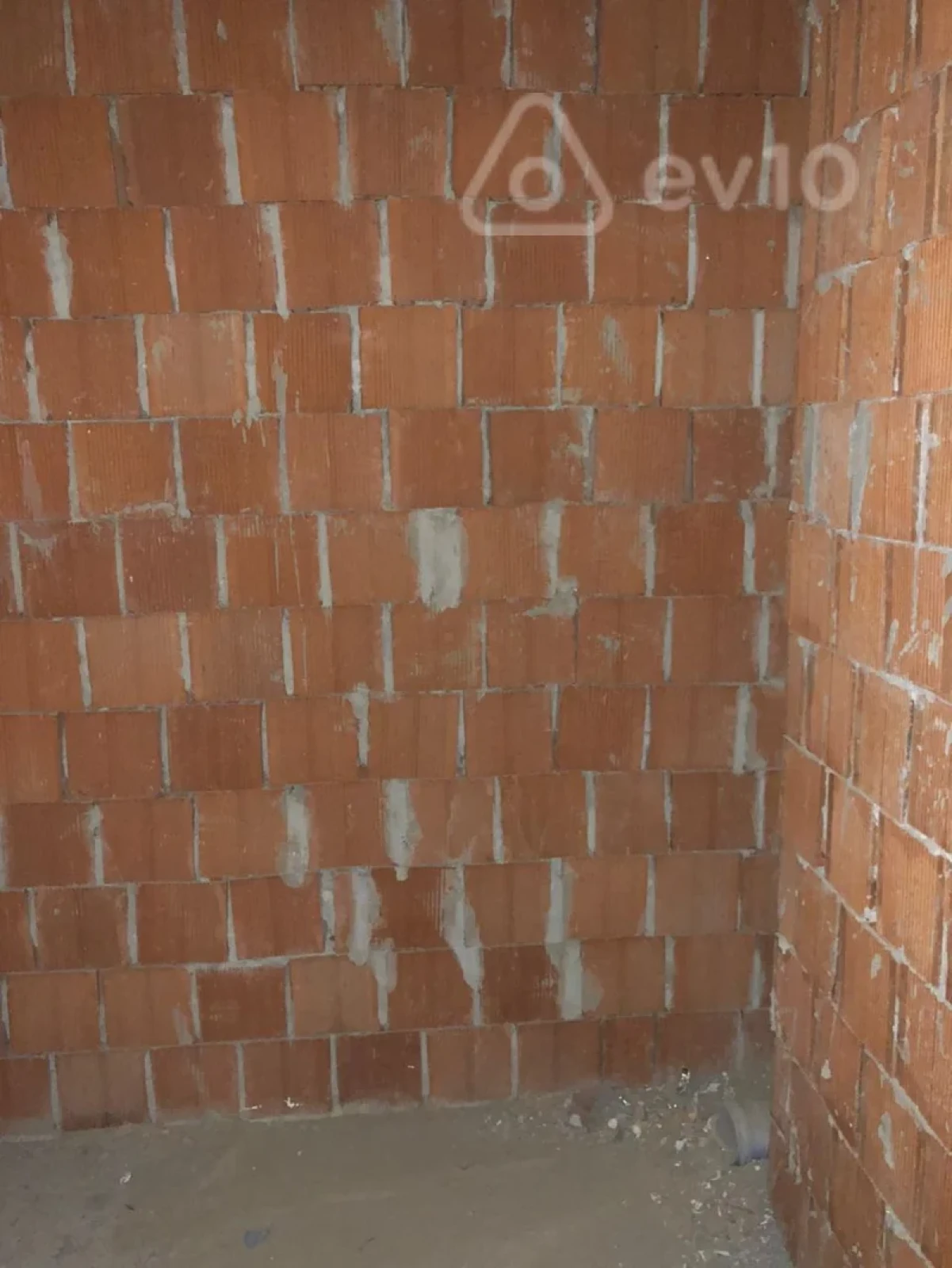 Satılır 3 otaqlı yeni tikili 106 m²