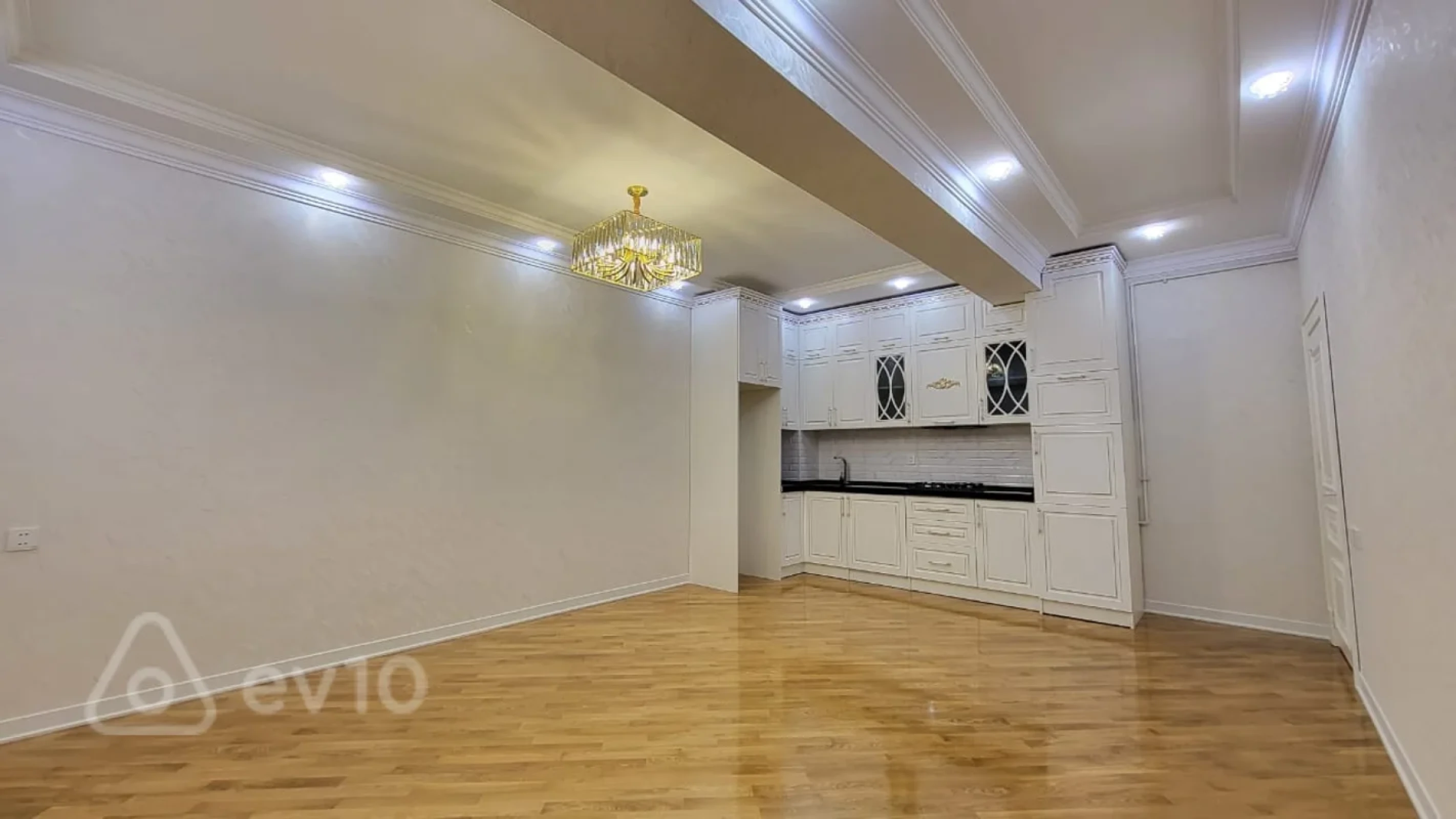 Satılır 2 otaqlı yeni tikili 60 m²