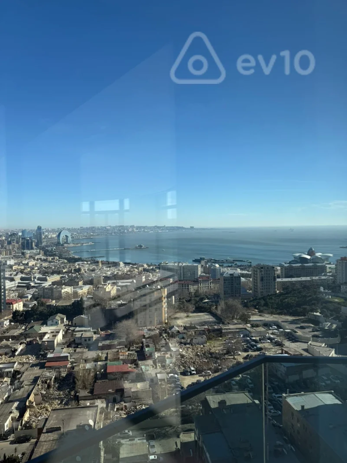 Kirayə verilir 12 otaqlı ofis 760 m²