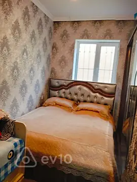 Satılır 2 otaqlı həyət evi 65 m²