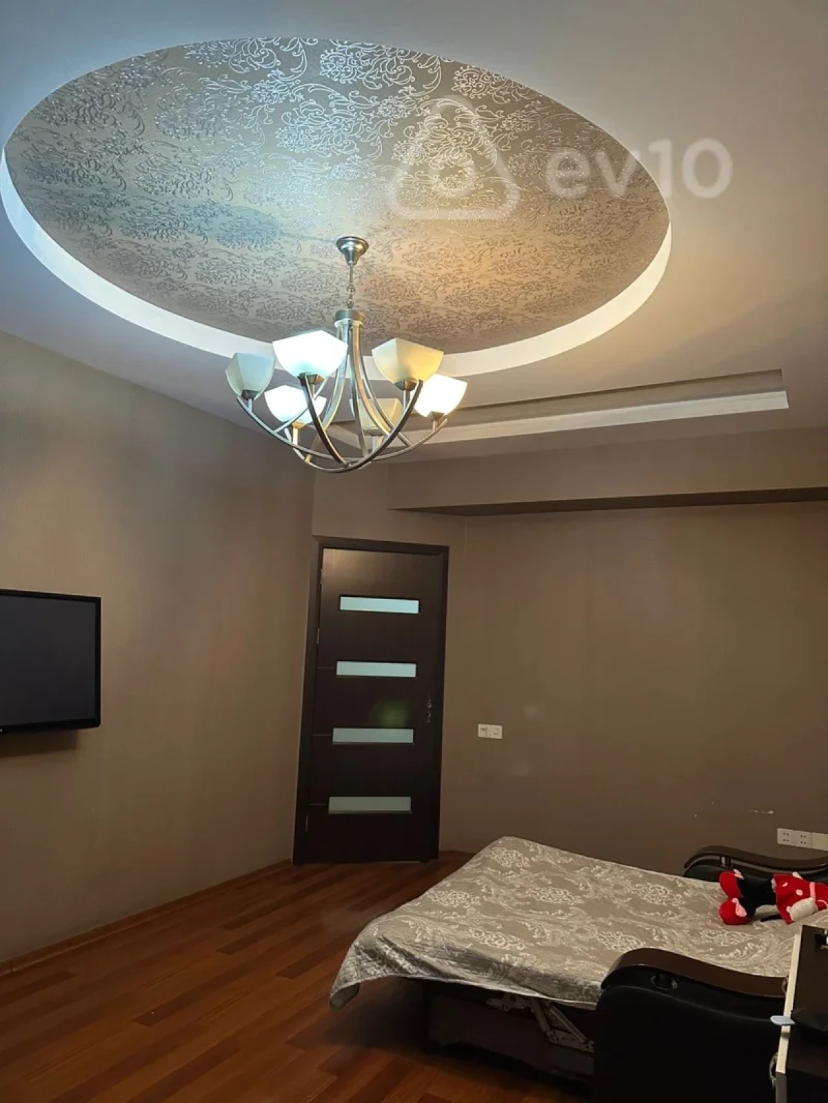 Kirayə verilir 2 otaqlı yeni tikili 85 m²