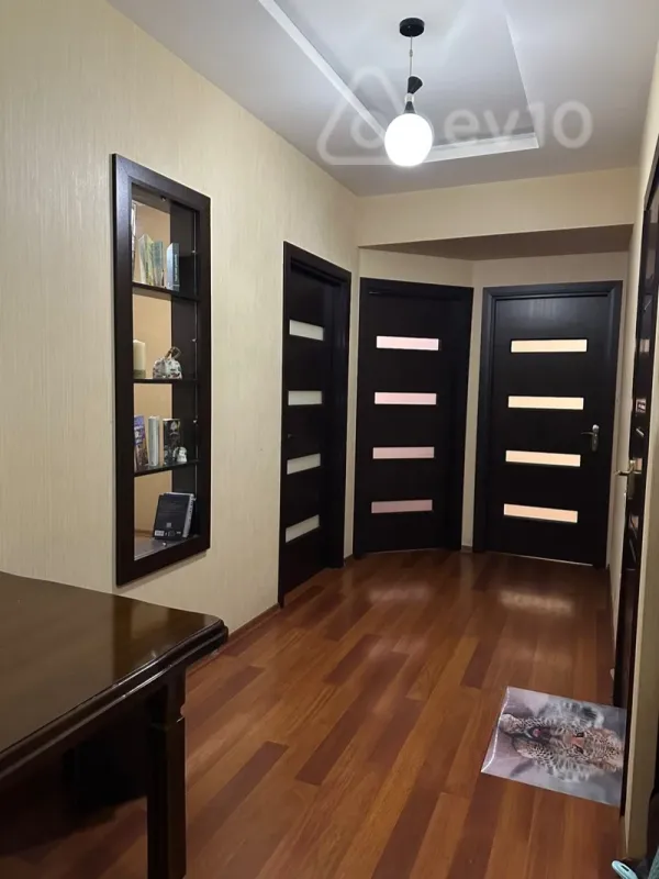 Kirayə verilir 2 otaqlı yeni tikili 85 m²