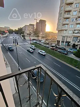 Satılır 2 otaqlı köhnə tikili 50 m² — Bakı, Yasamal 2 otaq 50.00 m²