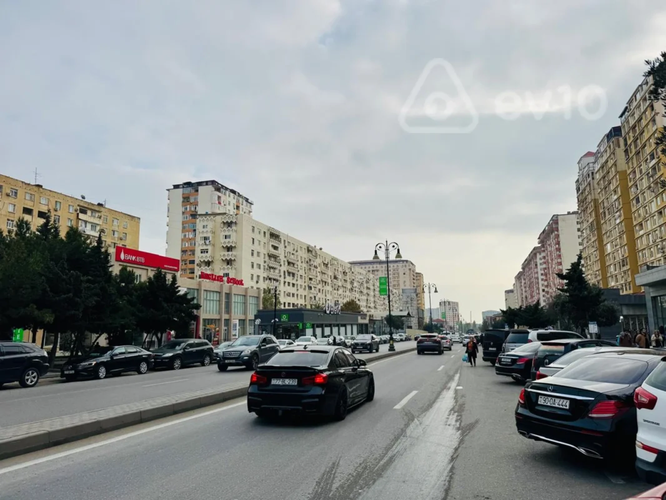 Satılır 4 otaqlı yeni tikili 158 m²