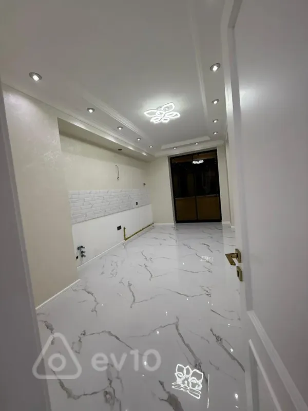 Satılır 3 otaqlı yeni tikili 142 m²