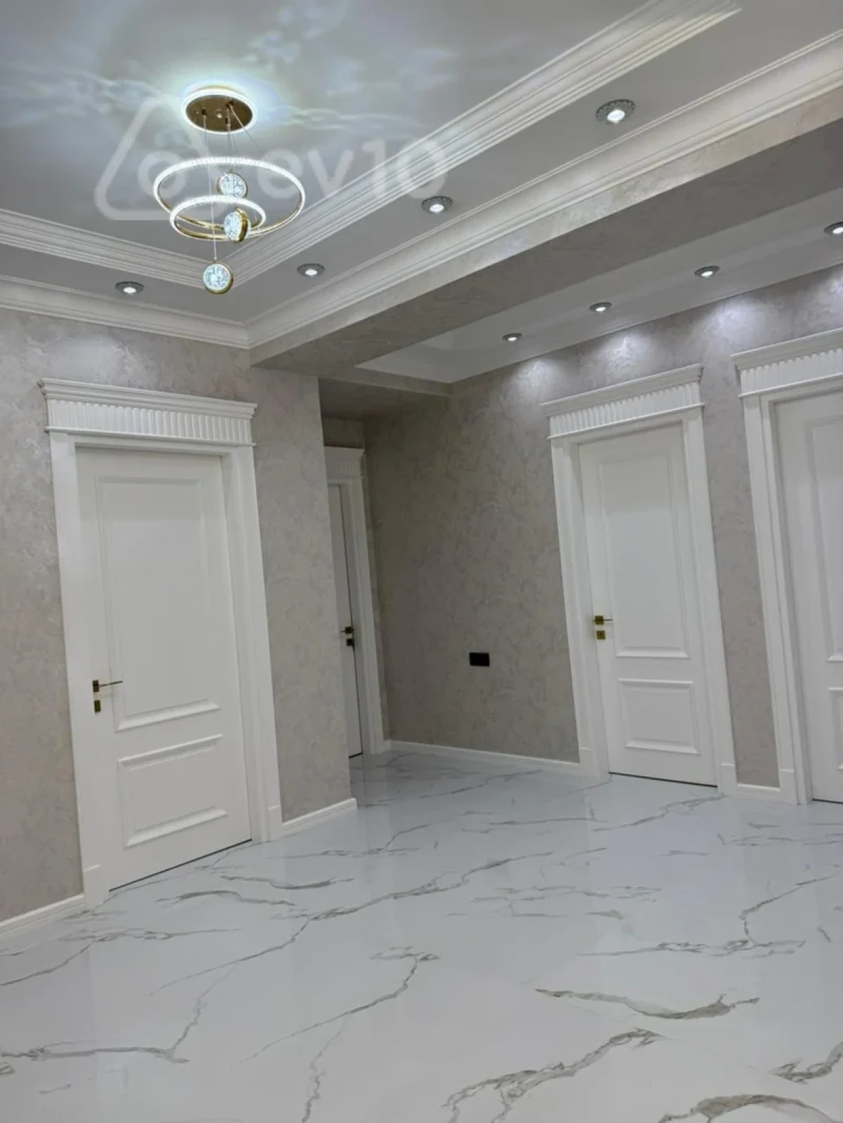 Satılır 3 otaqlı yeni tikili 142 m²