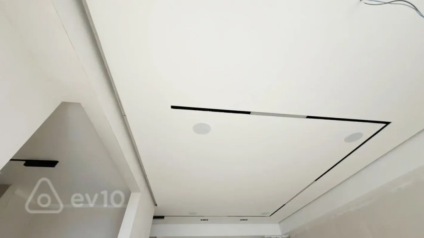 Satılır 2 otaqlı yeni tikili 55 m²