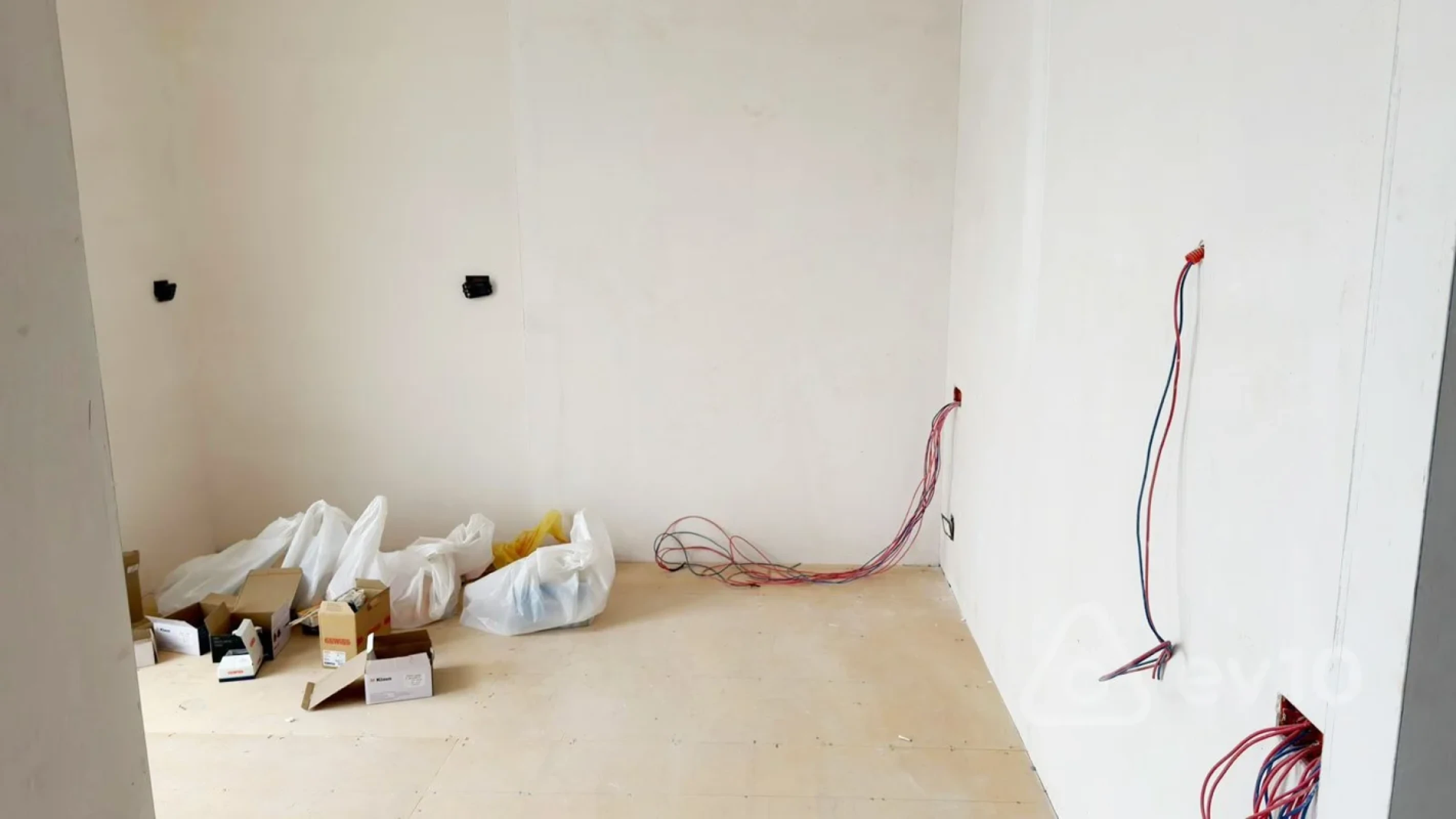 Satılır 2 otaqlı yeni tikili 55 m²