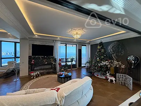Satılır 5 otaqlı yeni tikili 321 m²