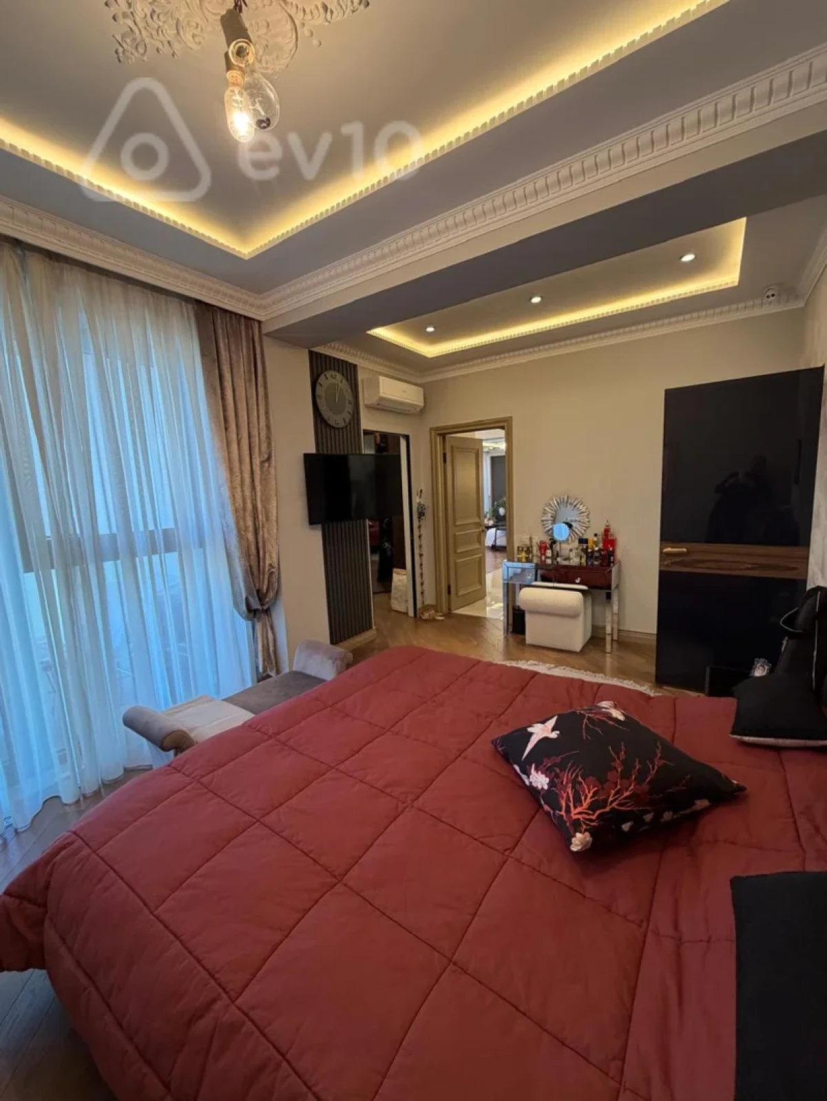 Satılır 5 otaqlı yeni tikili 321 m²